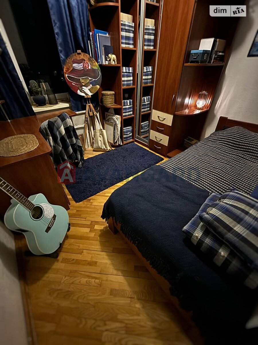 4 кім. квартира, 73/-/9 кв. м., 6/9 поверх фото 10 4 кім. квартира, 73/-/9 кв. м., 6/9 поверх фото 10