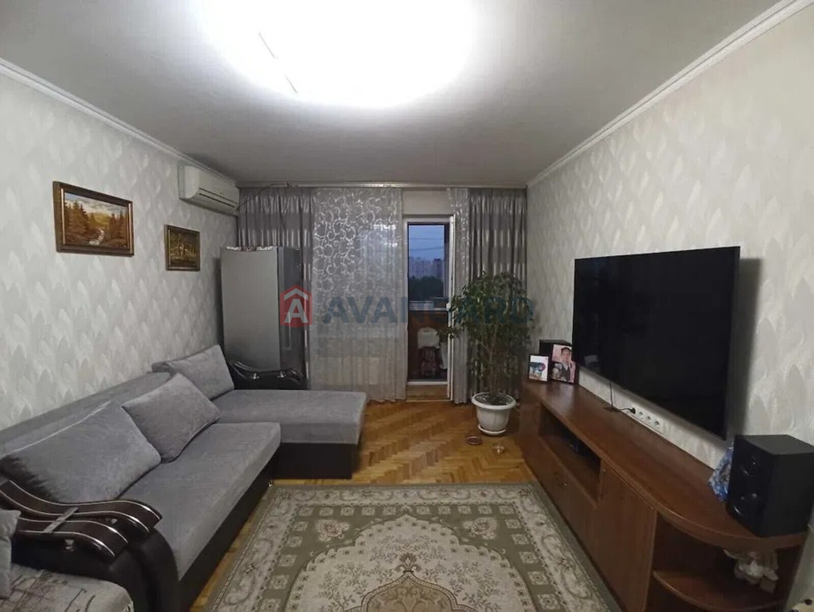 2 кім. квартира, 53/30.5/7.5 кв. м., 9/10 поверх фото 1 2 кім. квартира, 53/30.5/7.5 кв. м., 9/10 поверх фото 1