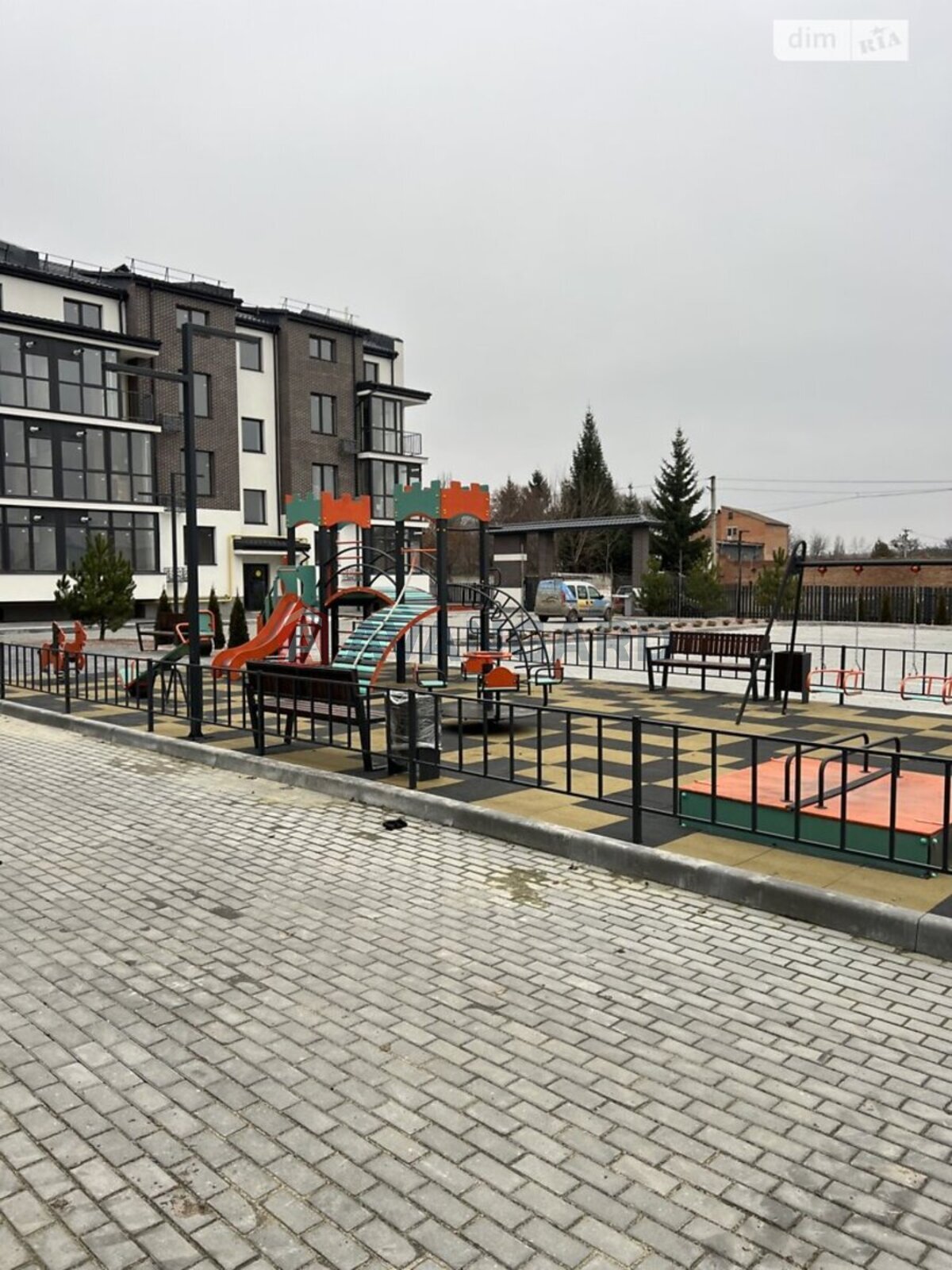 1 кім. квартира, 42/14/15 кв. м., 1/3 поверх фото 11 1 кім. квартира, 42/14/15 кв. м., 1/3 поверх фото 11