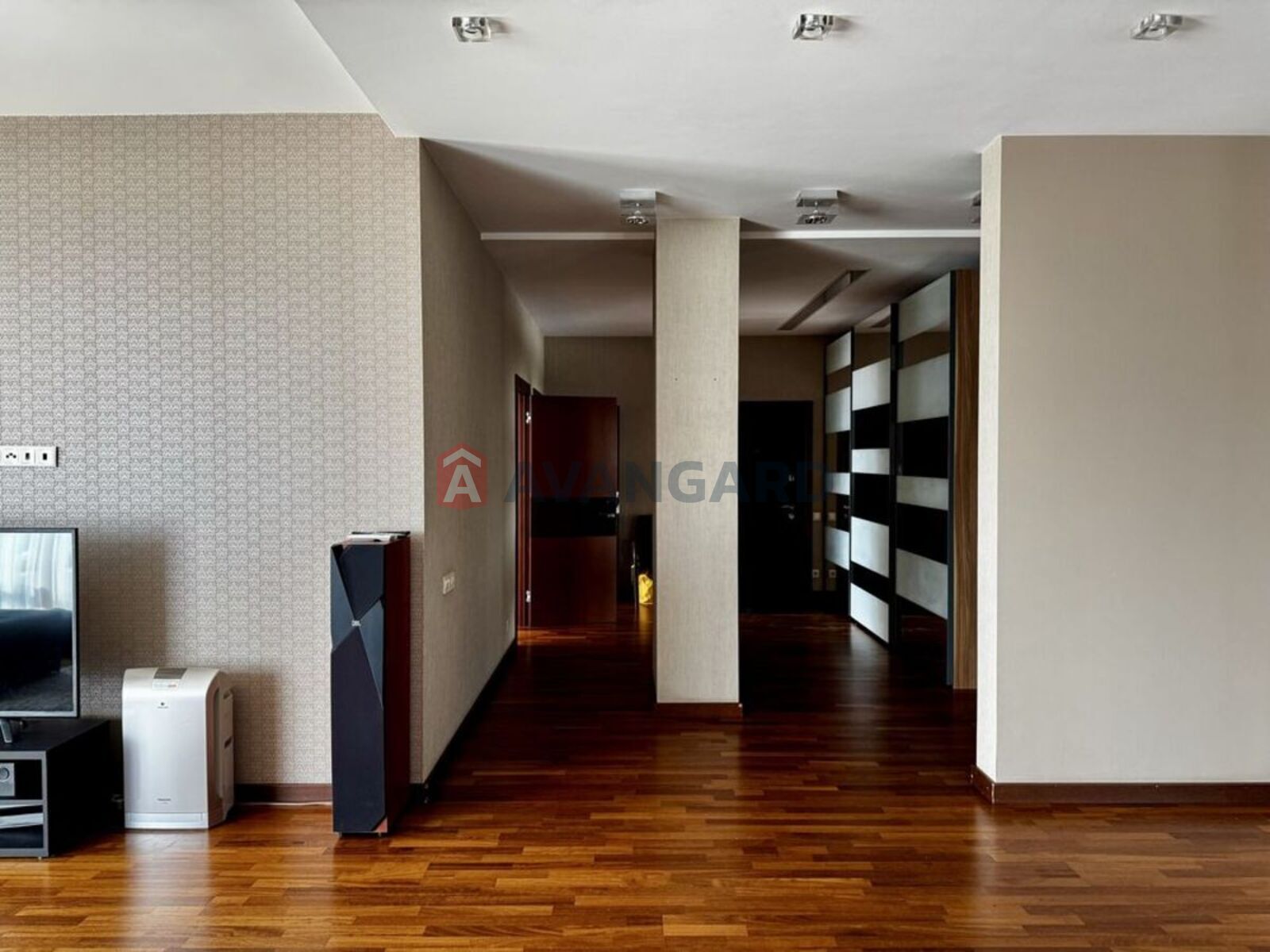 3 кім. квартира, 125/-/30 кв. м., 3/5 поверх фото 5 3 кім. квартира, 125/-/30 кв. м., 3/5 поверх фото 5