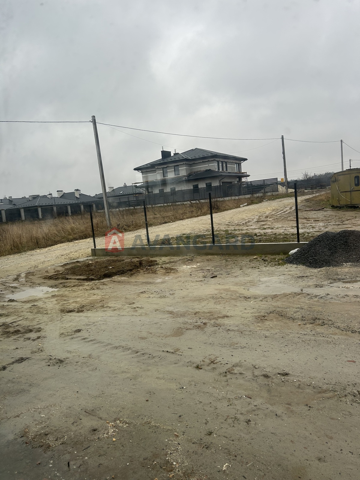 3 комн. квартира, 145/-/26 кв. м., 2/2 этаж фото 12 3 комн. квартира, 145/-/26 кв. м., 2/2 этаж фото 12