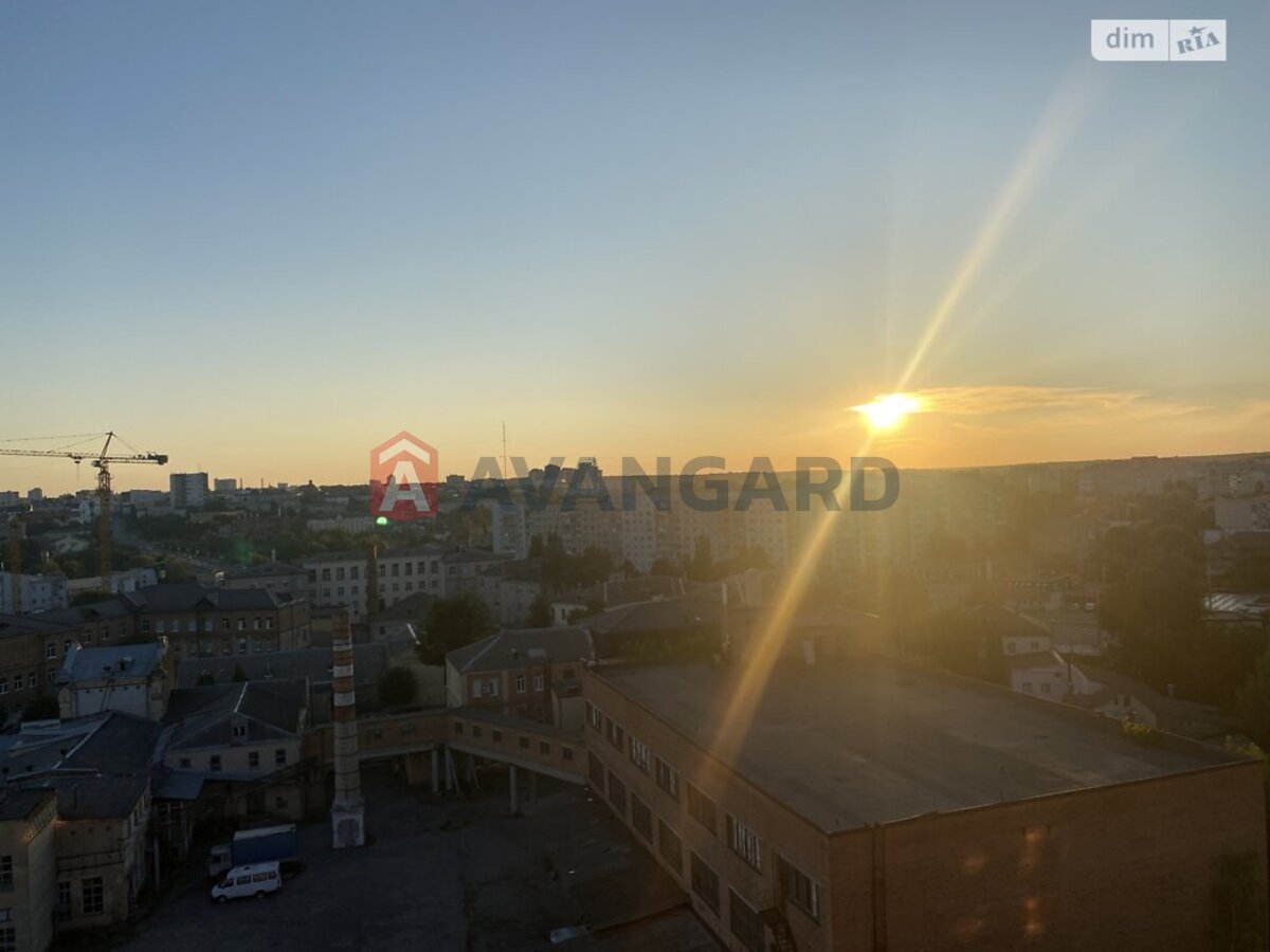 5 кім. квартира, 183/120/20 кв. м., 10/11 поверх фото 13 5 кім. квартира, 183/120/20 кв. м., 10/11 поверх фото 13