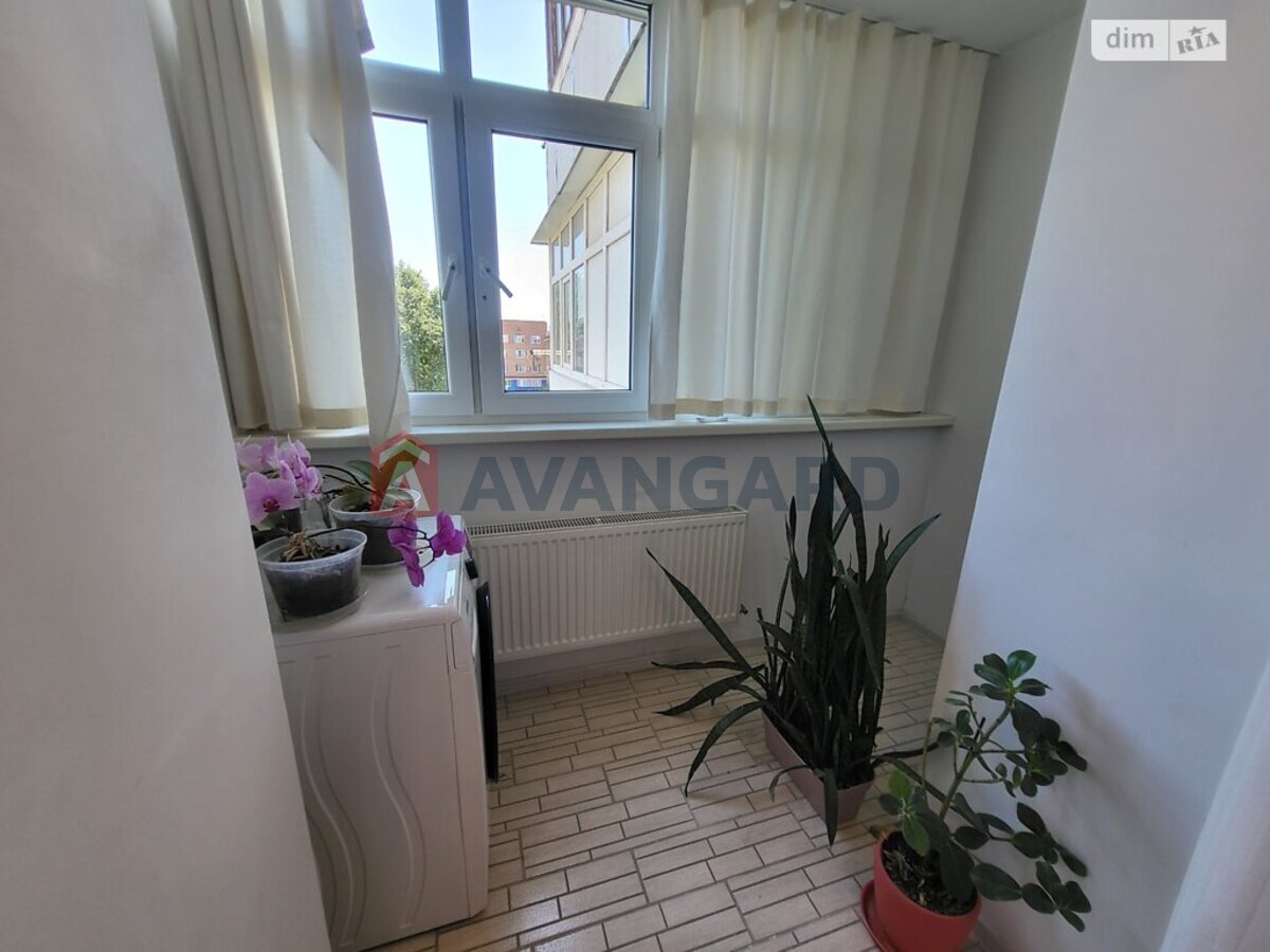 3 комн. квартира, 90/45/10 кв. м., 6/9 этаж фото 15 3 комн. квартира, 90/45/10 кв. м., 6/9 этаж фото 15