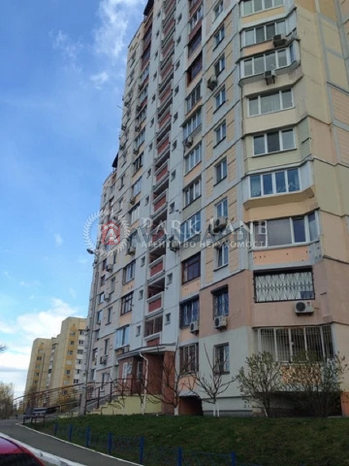 3 кім. квартира, 90/42/18 кв. м., 10/14 поверх фото 15 3 кім. квартира, 90/42/18 кв. м., 10/14 поверх фото 15