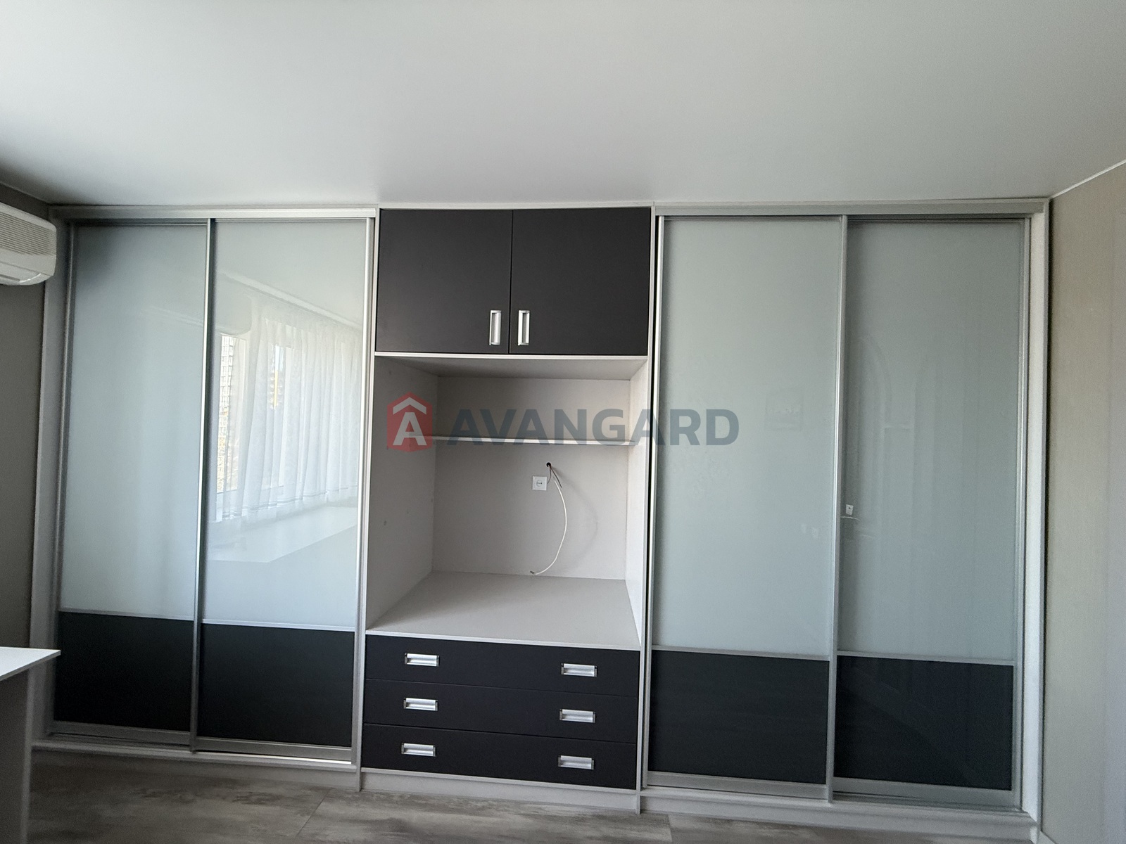 3 кім. квартира, 106/-/19 кв. м., 7/10 поверх фото 9 3 кім. квартира, 106/-/19 кв. м., 7/10 поверх фото 9