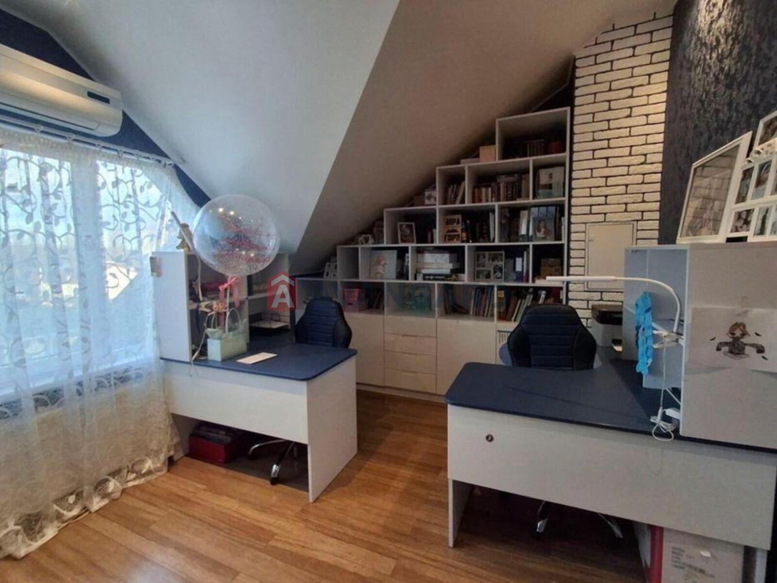 3 комн. квартира, 95/-/18 кв. м., 4/4 этаж фото 6 3 комн. квартира, 95/-/18 кв. м., 4/4 этаж фото 6