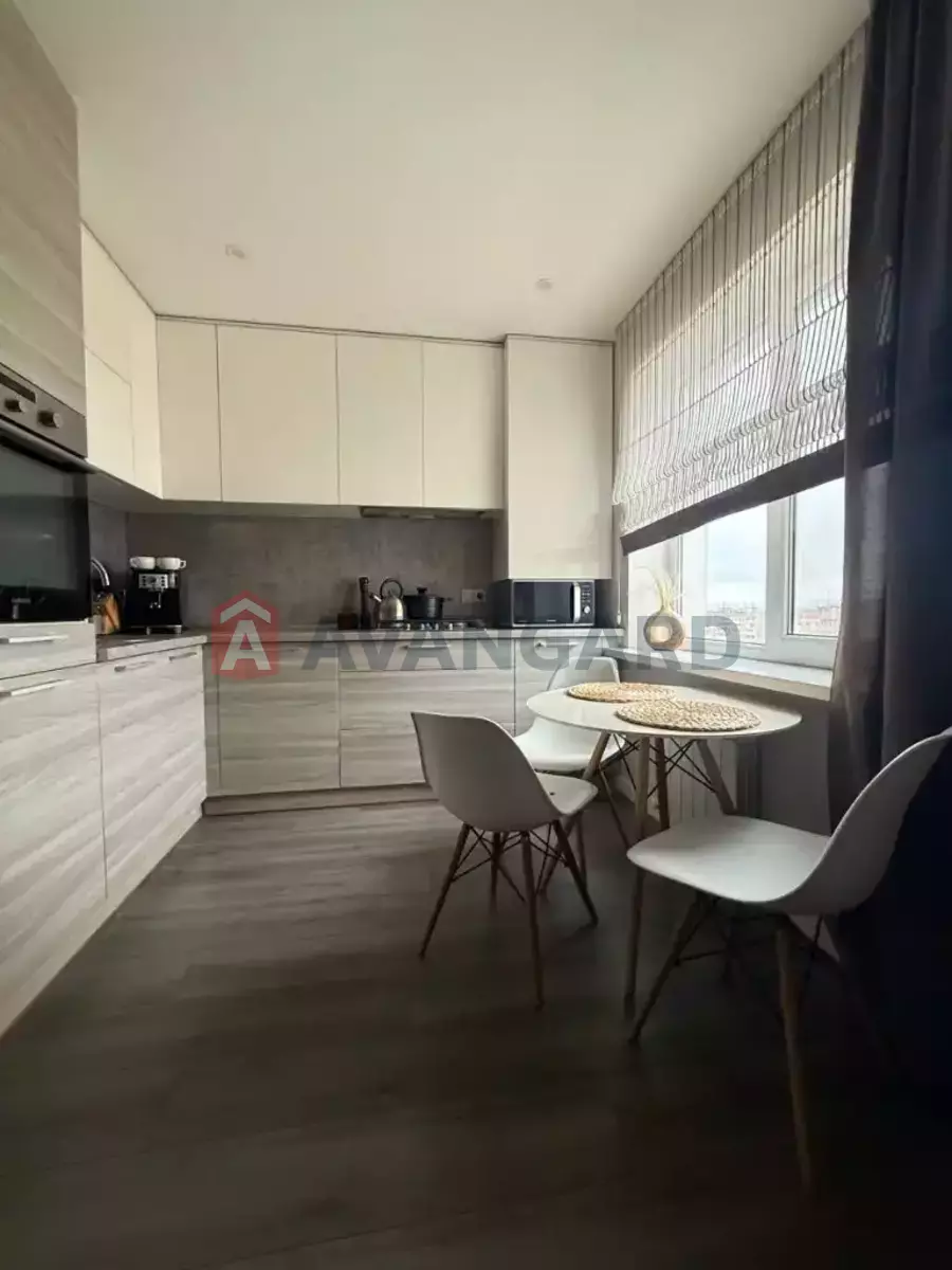 3 кім. квартира, 70/36/8 кв. м., 9/9 поверх фото 1 3 кім. квартира, 70/36/8 кв. м., 9/9 поверх фото 1