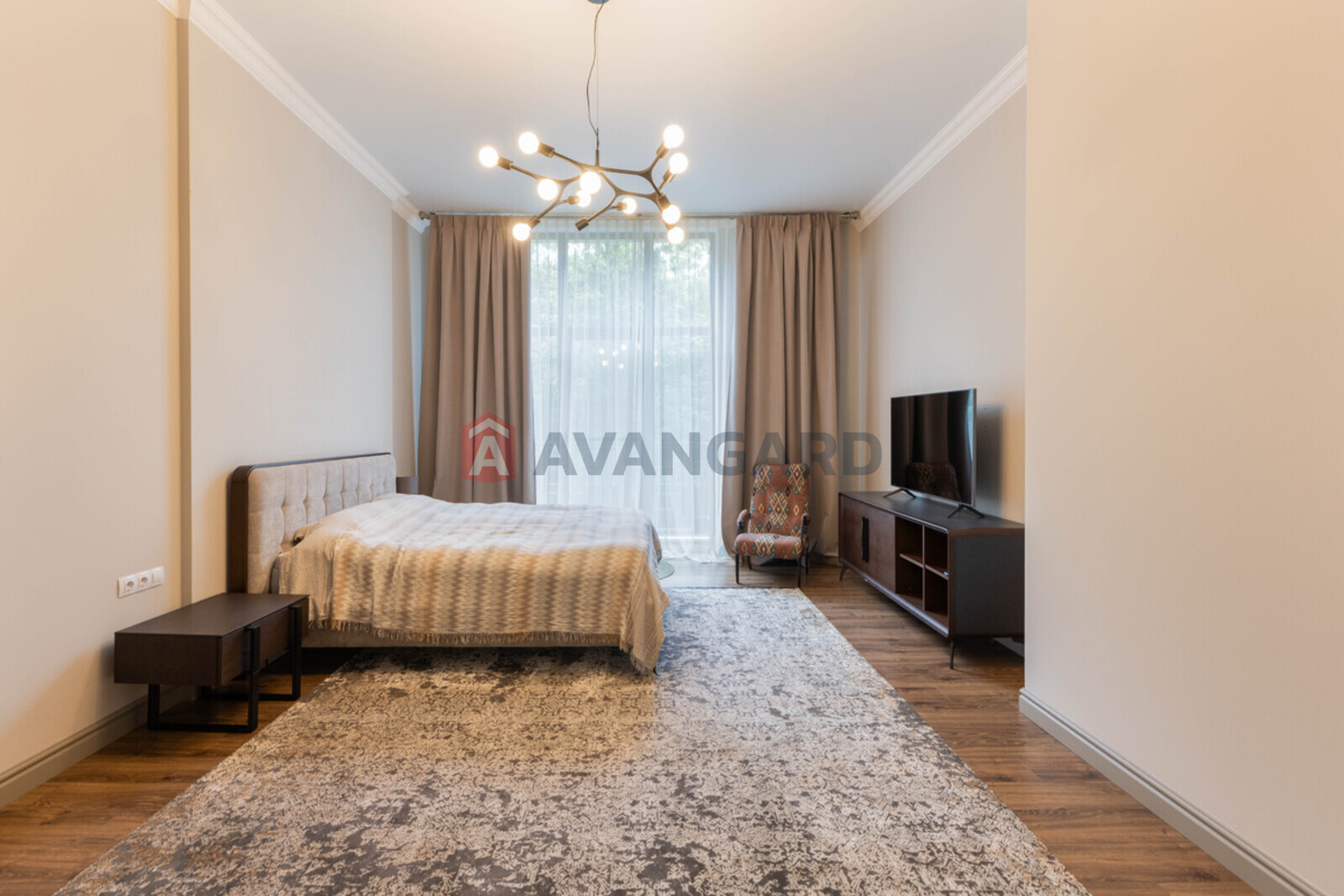 3 комн. квартира, 164/50/60 кв. м., 1/4 этаж фото 4 3 комн. квартира, 164/50/60 кв. м., 1/4 этаж фото 4
