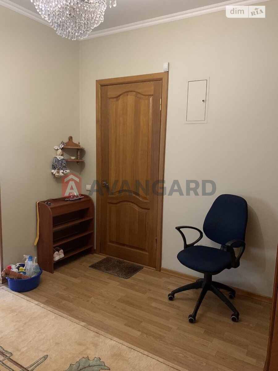 3 комн. квартира, 74/-/12 кв. м., 1/5 этаж фото 10 3 комн. квартира, 74/-/12 кв. м., 1/5 этаж фото 10