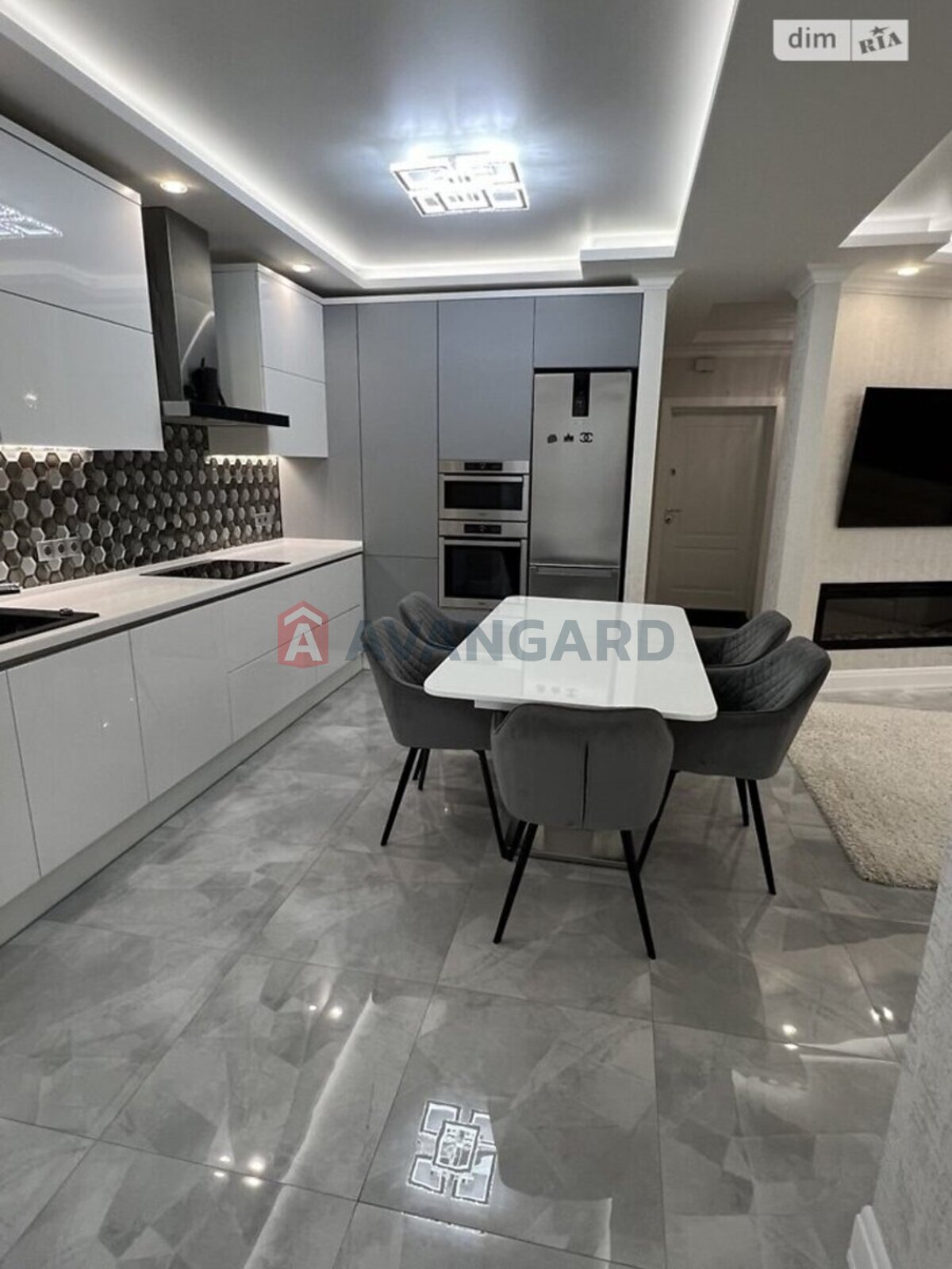 3 комн. квартира, 107/54/15 кв. м., 9/9 этаж фото 10 3 комн. квартира, 107/54/15 кв. м., 9/9 этаж фото 10