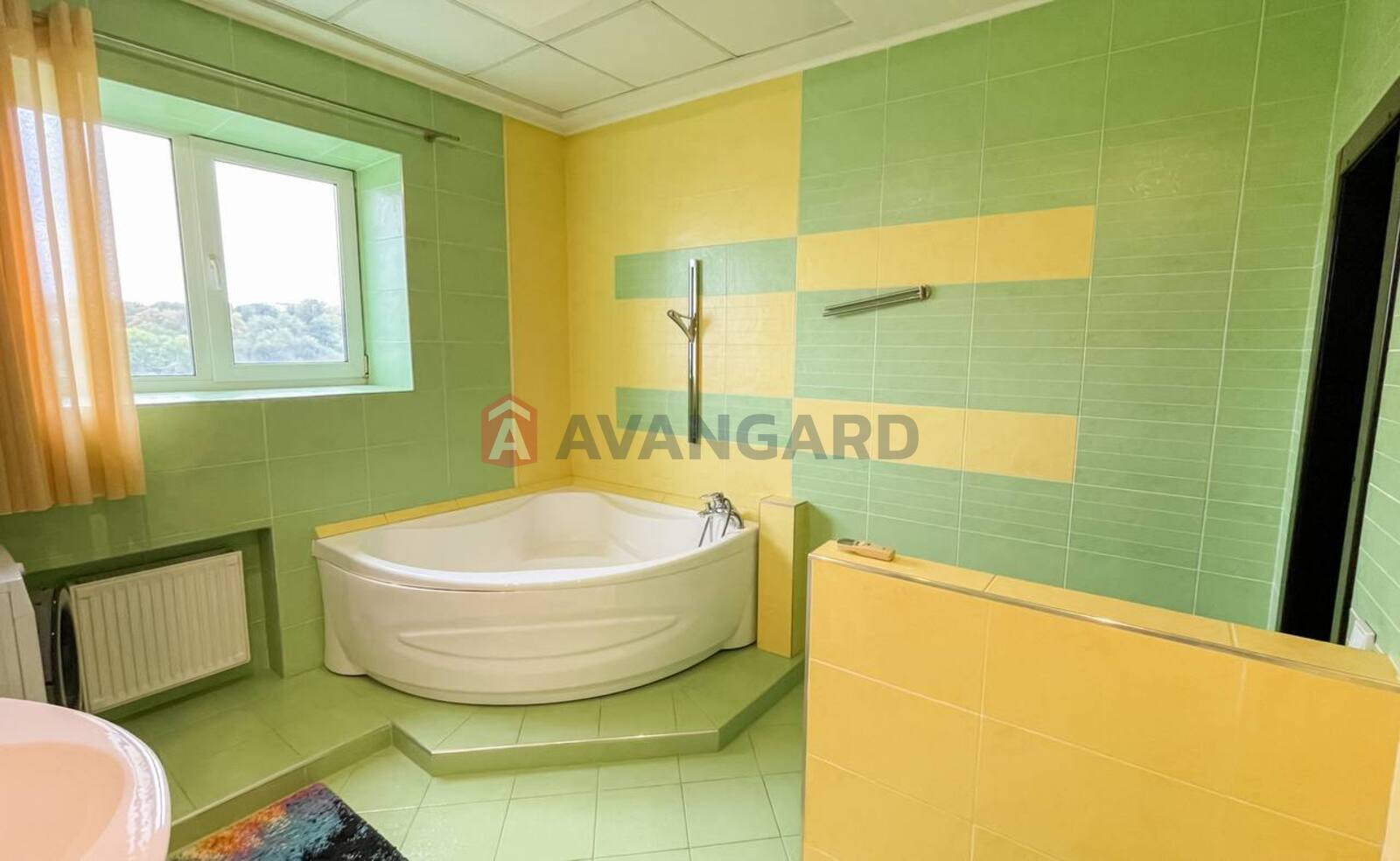 4 кім. квартира, 150/-/41 кв. м., 7/12 поверх фото 18 4 кім. квартира, 150/-/41 кв. м., 7/12 поверх фото 18