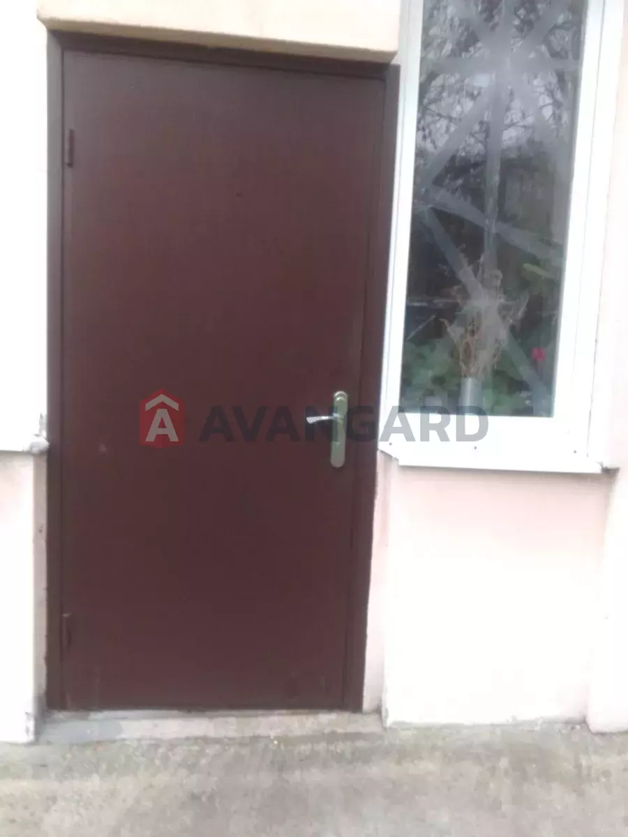 1 кім. квартира, 17/-/2 кв. м., 1/1 поверх фото 4 1 кім. квартира, 17/-/2 кв. м., 1/1 поверх фото 4