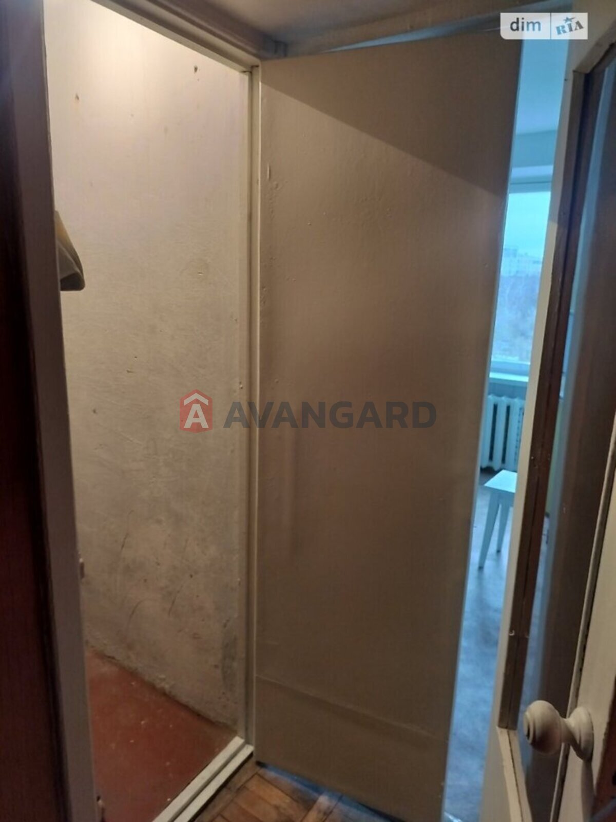 4 кім. квартира, 80/50/7 кв. м., 9/9 поверх фото 12 4 кім. квартира, 80/50/7 кв. м., 9/9 поверх фото 12