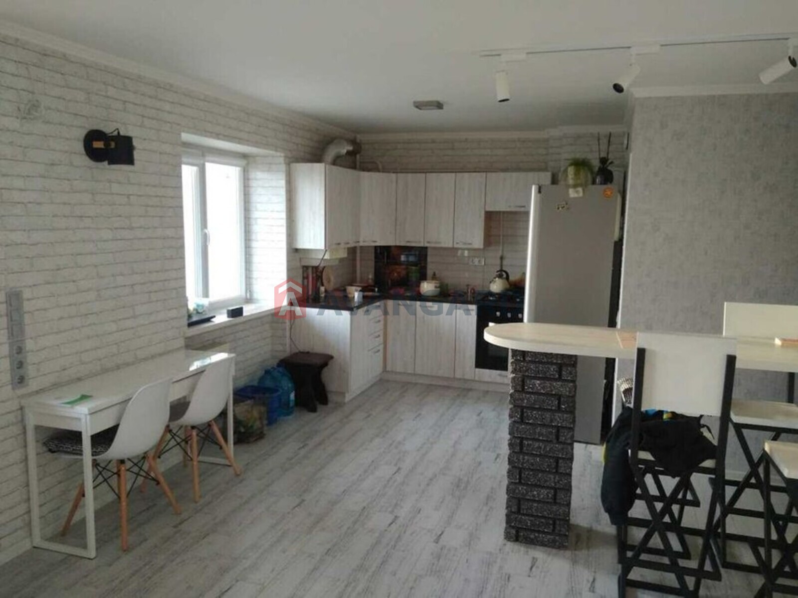 3 комн. квартира, 76/-/35 кв. м., 3/5 этаж фото 4 3 комн. квартира, 76/-/35 кв. м., 3/5 этаж фото 4