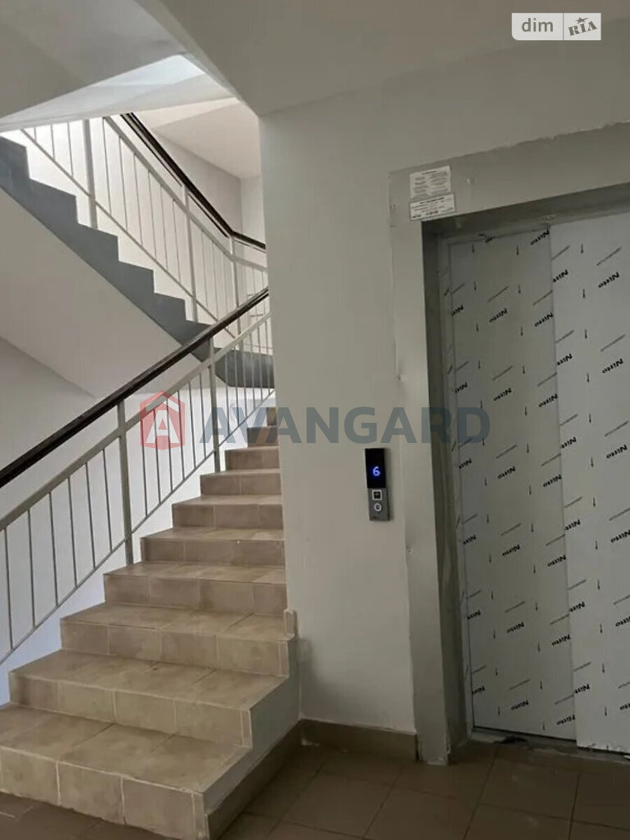 2 кім. квартира, 64/32/10 кв. м., 7/10 поверх фото 11 2 кім. квартира, 64/32/10 кв. м., 7/10 поверх фото 11