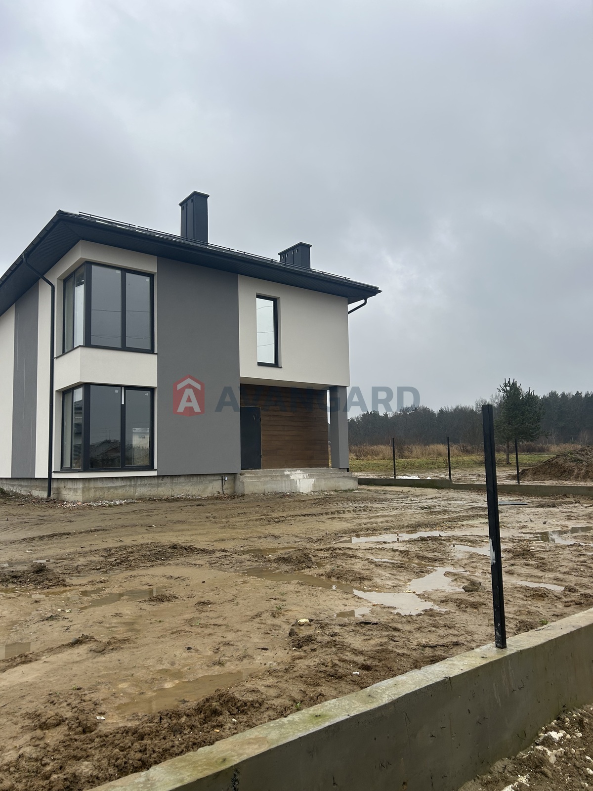 3 комн. квартира, 145/-/26 кв. м., 2/2 этаж фото 1 3 комн. квартира, 145/-/26 кв. м., 2/2 этаж фото 1