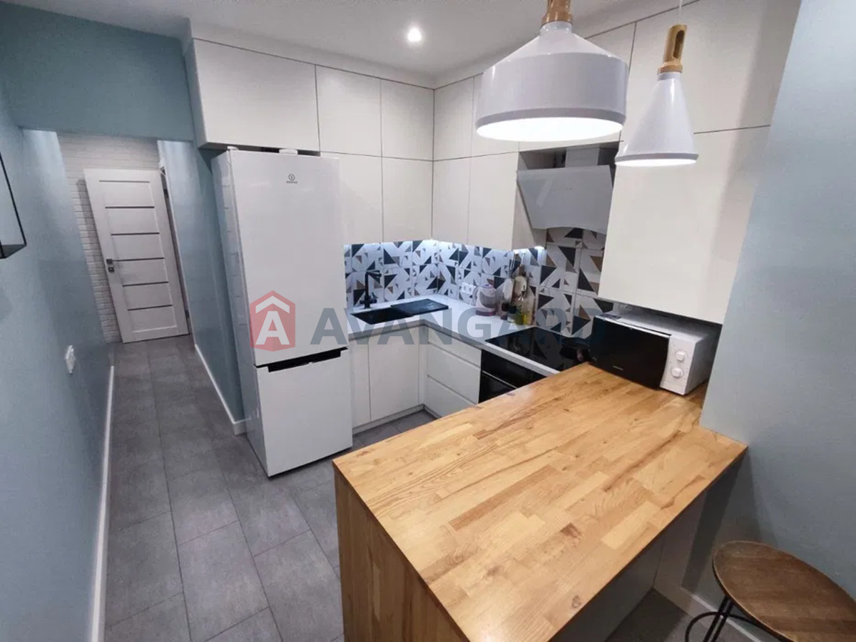 3 кім. квартира, 76/-/10 кв. м., 3/6 поверх фото 4 3 кім. квартира, 76/-/10 кв. м., 3/6 поверх фото 4