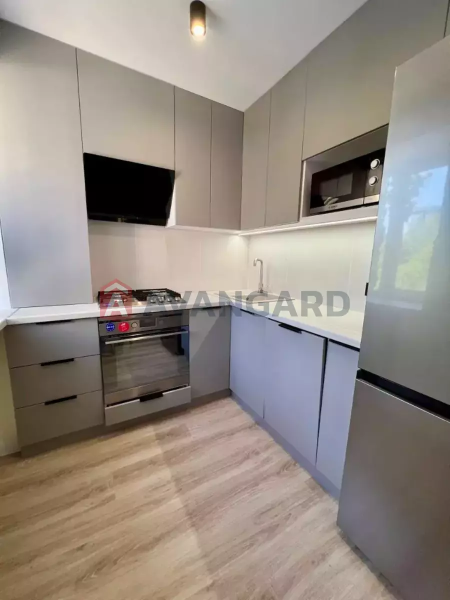 2 кім. квартира, 47/28/6 кв. м., 4/5 поверх фото 2 2 кім. квартира, 47/28/6 кв. м., 4/5 поверх фото 2