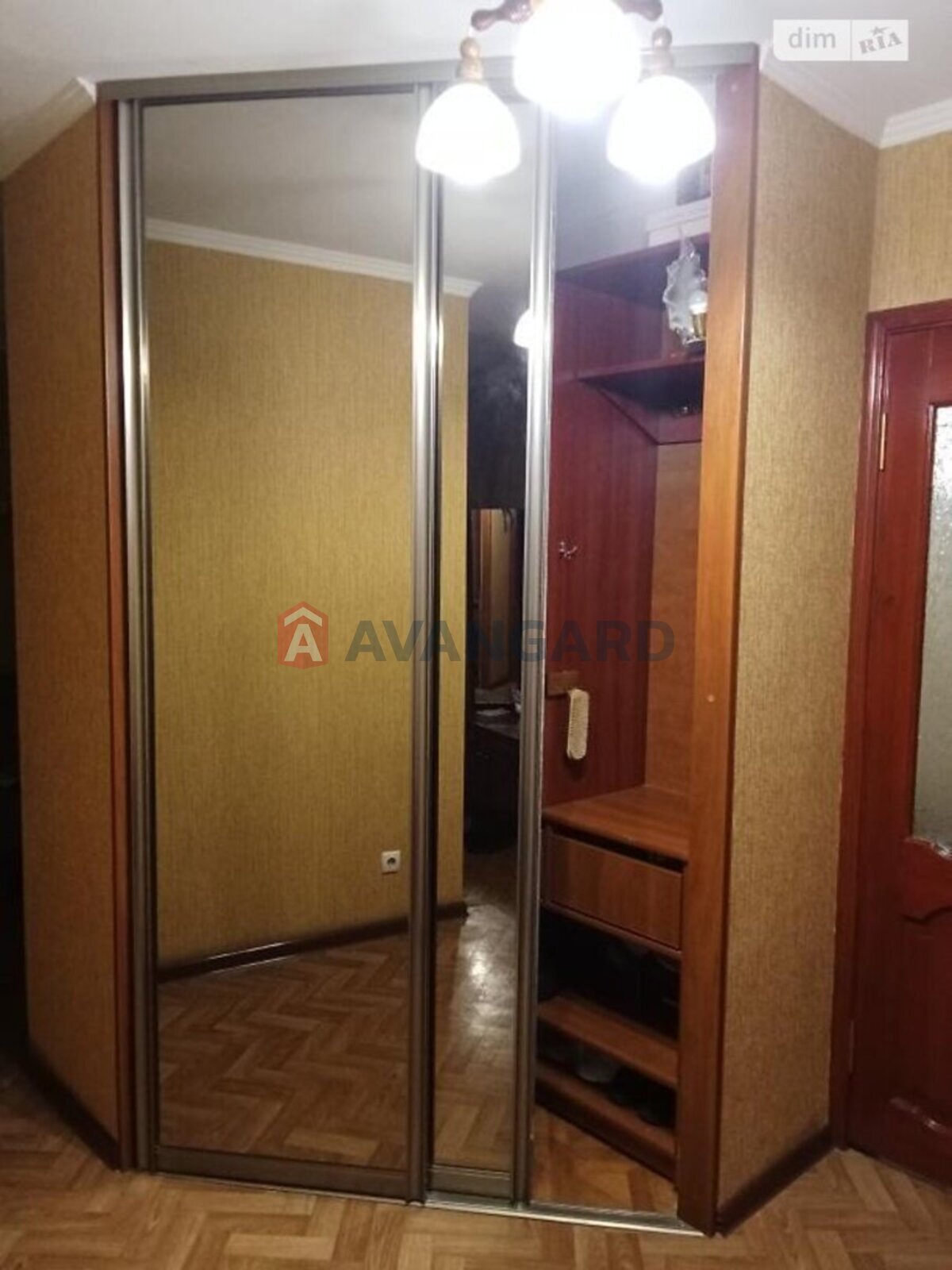 2 кім. квартира, 75/-/- кв. м., 8/10 поверх фото 8 2 кім. квартира, 75/-/- кв. м., 8/10 поверх фото 8