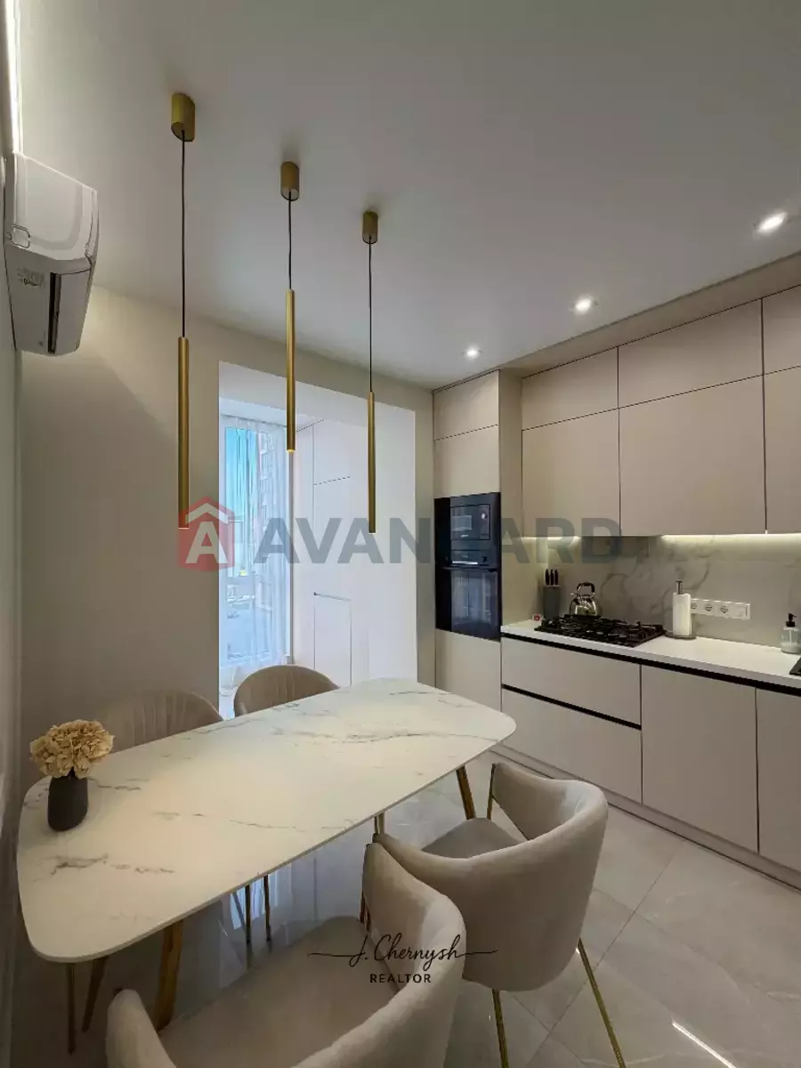 1 кім. квартира, 46/30/17 кв. м., 4/12 поверх фото 15 1 кім. квартира, 46/30/17 кв. м., 4/12 поверх фото 15