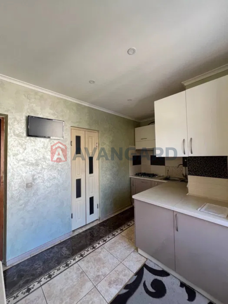 3 кім. квартира, 100/-/15 кв. м., 6/10 поверх фото 10 3 кім. квартира, 100/-/15 кв. м., 6/10 поверх фото 10