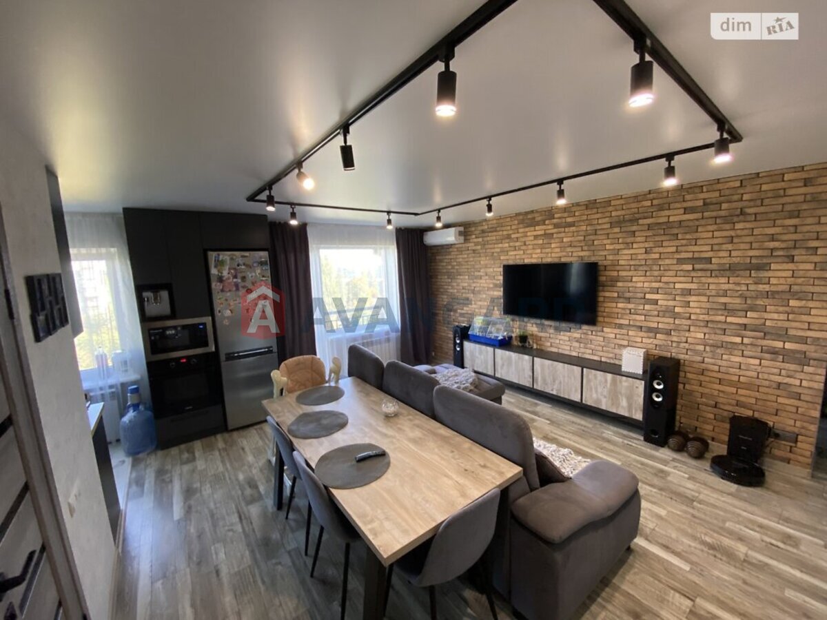 3 кім. квартира, 69/-/15 кв. м., 8/9 поверх фото 8 3 кім. квартира, 69/-/15 кв. м., 8/9 поверх фото 8