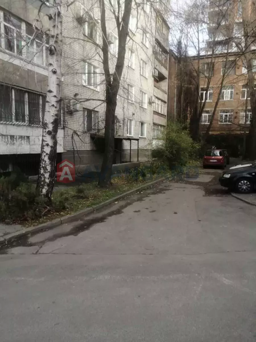 4 комн. квартира, 78/-/7 кв. м., 2/9 этаж фото 11 4 комн. квартира, 78/-/7 кв. м., 2/9 этаж фото 11