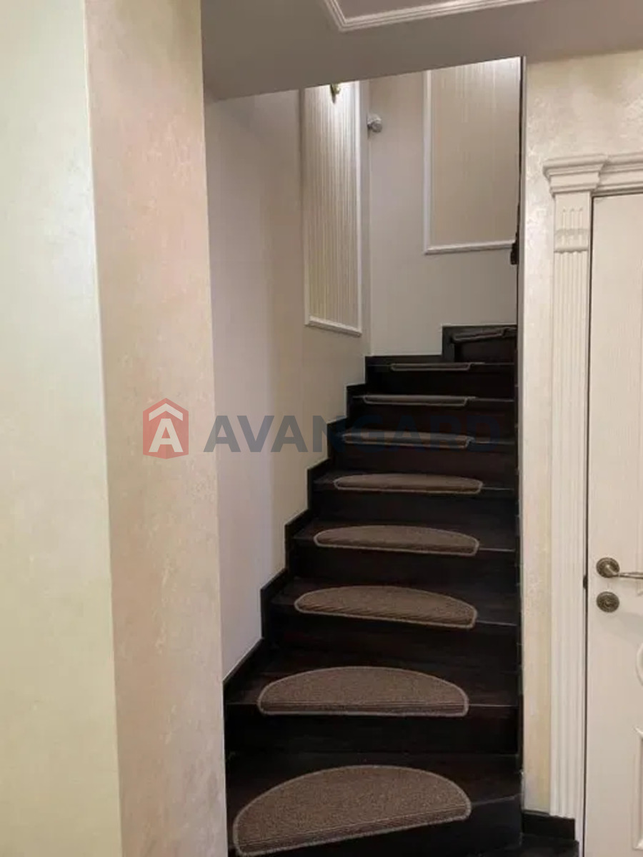 3 кім. квартира, 100/-/35 кв. м., 10/11 поверх фото 11 3 кім. квартира, 100/-/35 кв. м., 10/11 поверх фото 11