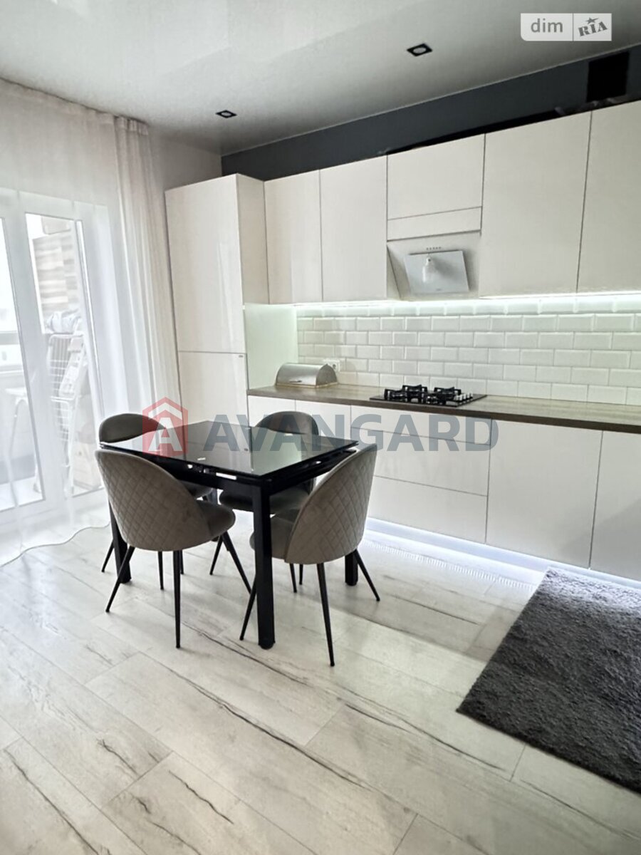 3 комн. квартира, 68/43/11 кв. м., 8/10 этаж фото 12 3 комн. квартира, 68/43/11 кв. м., 8/10 этаж фото 12