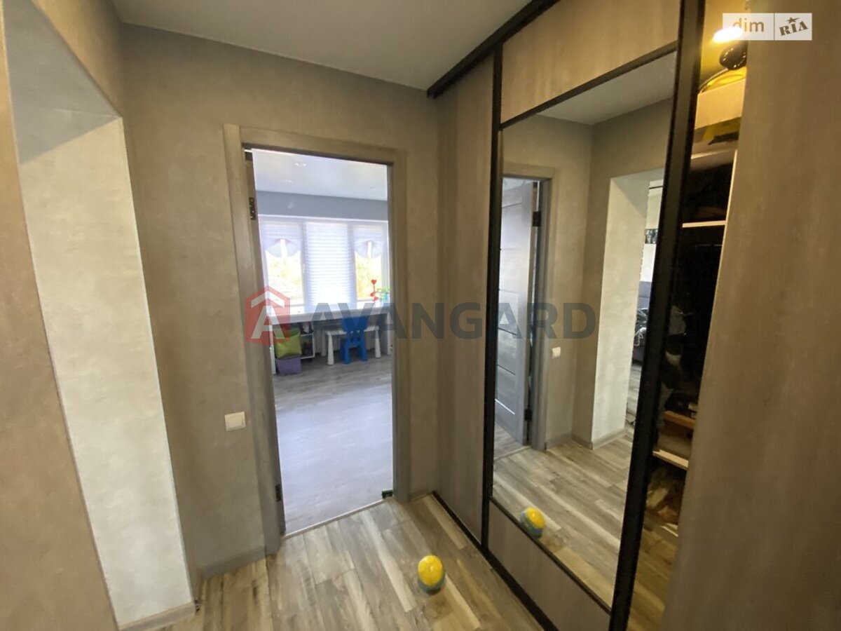 3 кім. квартира, 69/-/15 кв. м., 8/9 поверх фото 17 3 кім. квартира, 69/-/15 кв. м., 8/9 поверх фото 17