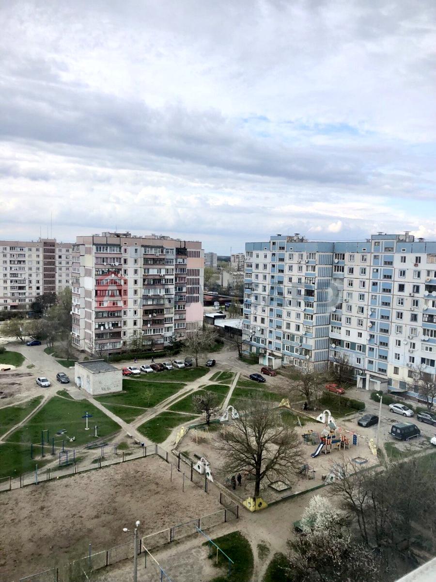 3 кім. квартира, 74 / 59 / 6 м? кв. м., 10/10 поверх фото 19 3 кім. квартира, 74 / 59 / 6 м? кв. м., 10/10 поверх фото 19