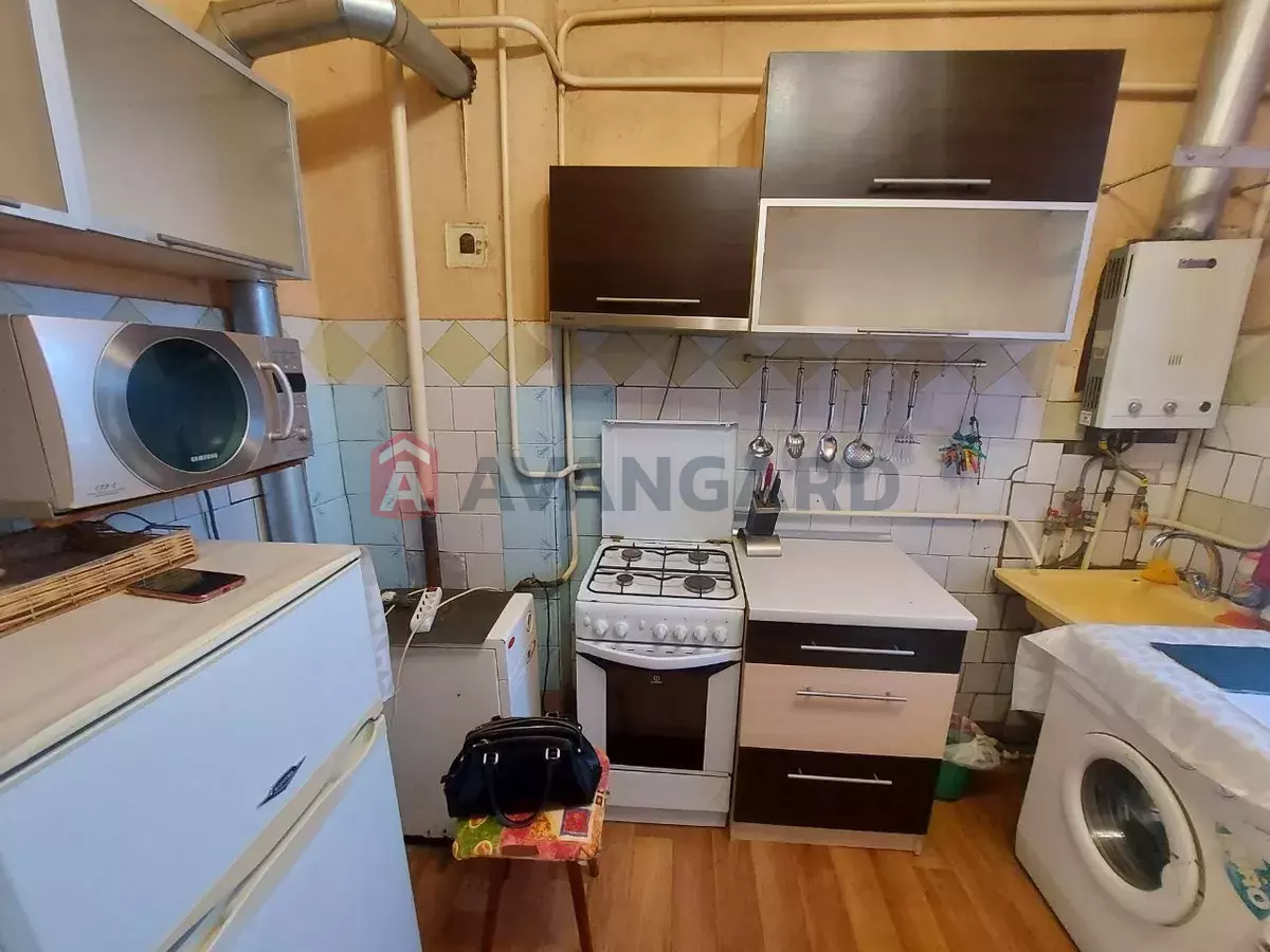 1 кім. квартира, 40/-/8 кв. м., 1/1 поверх фото 8 1 кім. квартира, 40/-/8 кв. м., 1/1 поверх фото 8