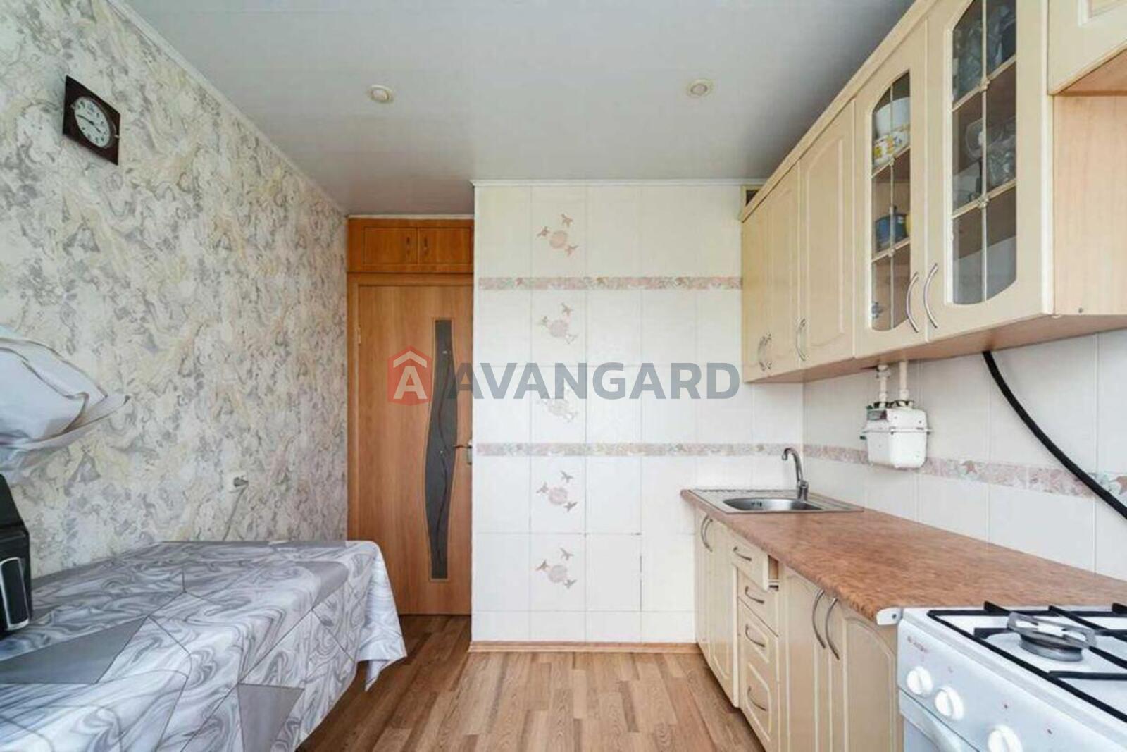 1 комн. квартира, 42/-/10 кв. м., 1/5 этаж фото 4 1 комн. квартира, 42/-/10 кв. м., 1/5 этаж фото 4