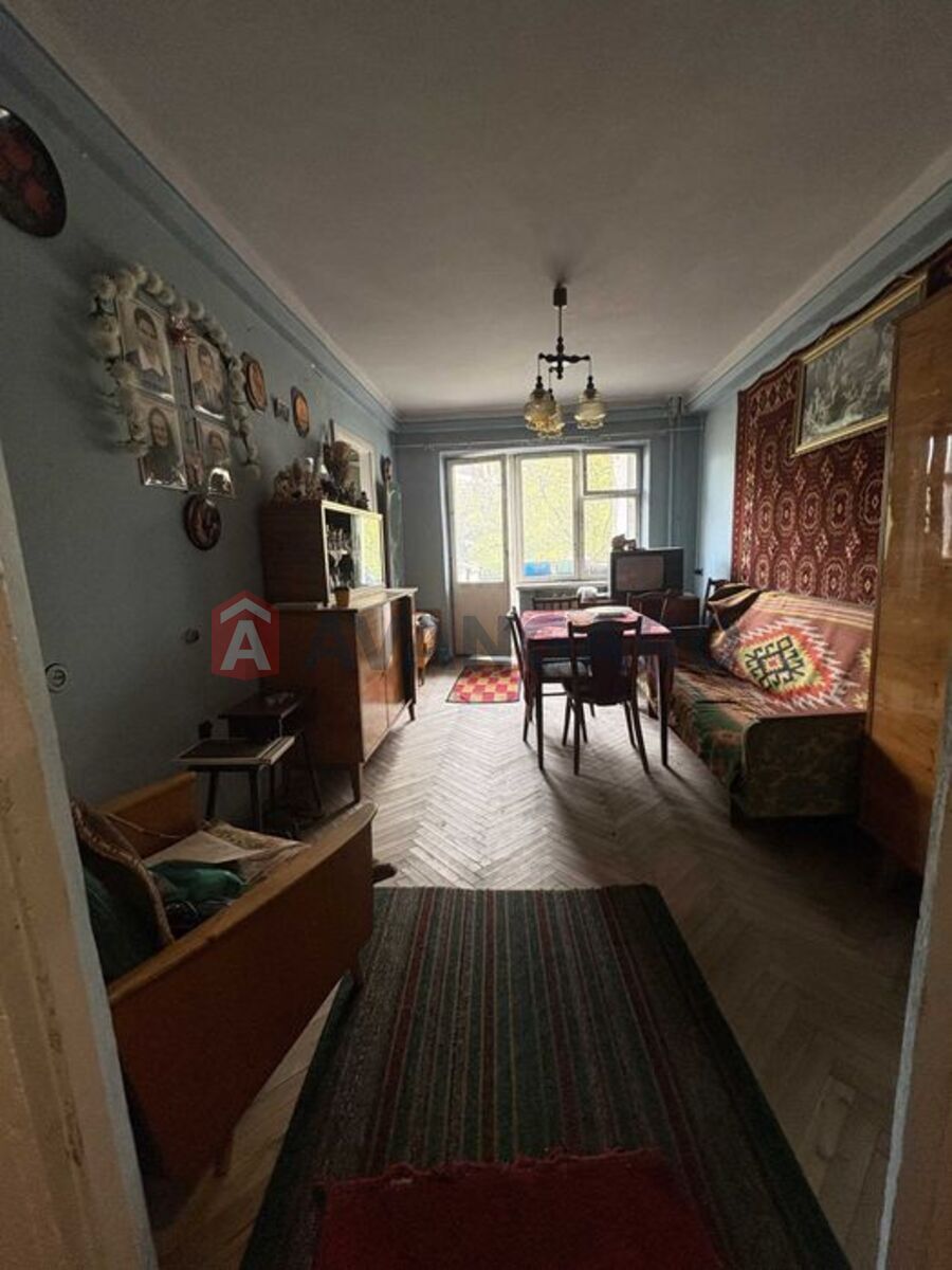 3 кім. квартира, 52/-/6 кв. м., 4/5 поверх фото 5 3 кім. квартира, 52/-/6 кв. м., 4/5 поверх фото 5