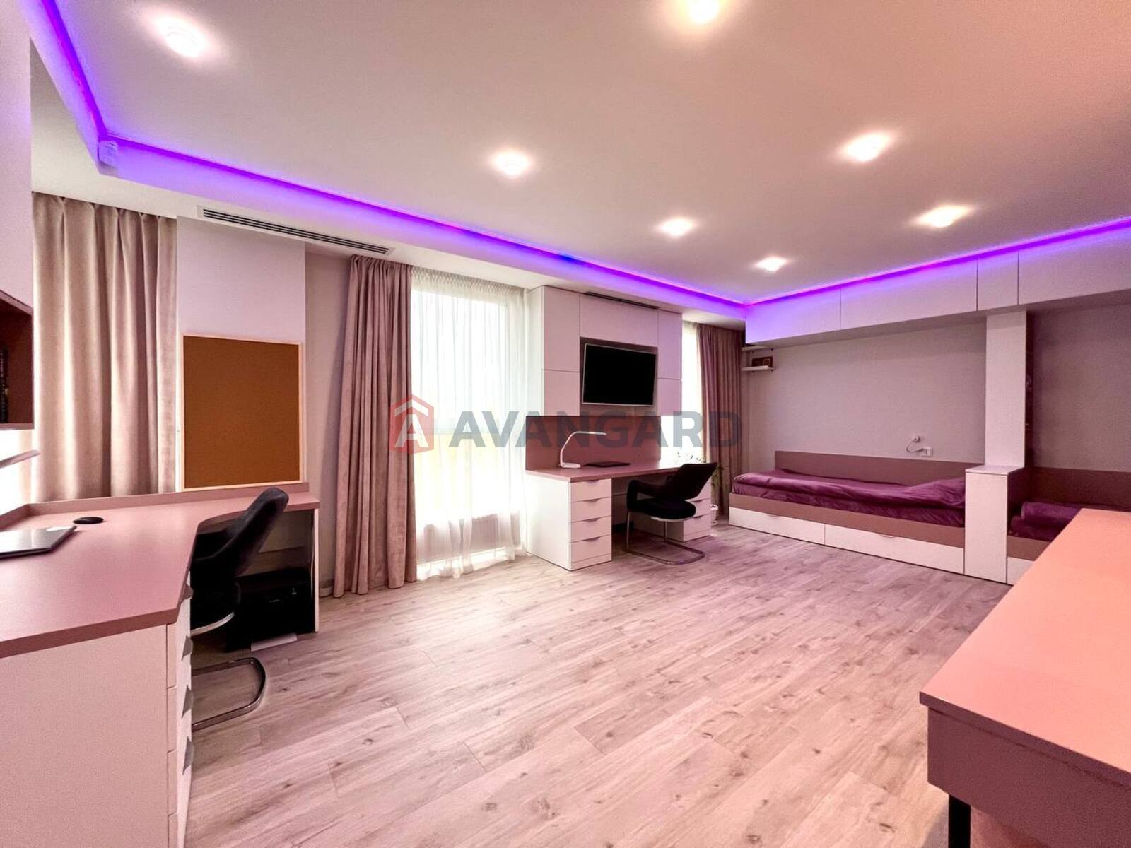 3 кім. квартира, 138/40/40 кв. м., 4/17 поверх фото 11 3 кім. квартира, 138/40/40 кв. м., 4/17 поверх фото 11