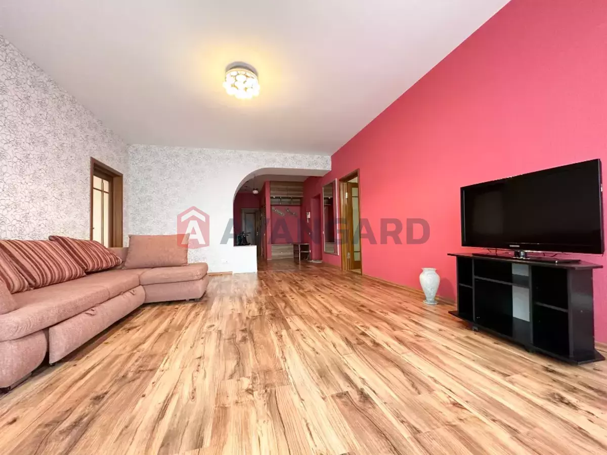 4 комн. квартира, 120/-/- кв. м., 7/10 этаж фото 13 4 комн. квартира, 120/-/- кв. м., 7/10 этаж фото 13