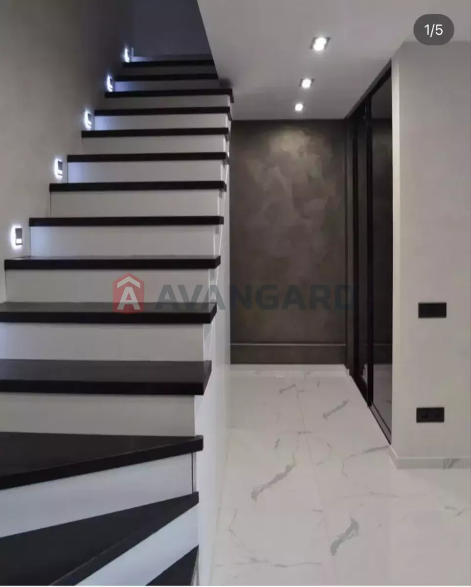 3 кім. квартира, 80/-/10 кв. м., 6/9 поверх фото 5 3 кім. квартира, 80/-/10 кв. м., 6/9 поверх фото 5