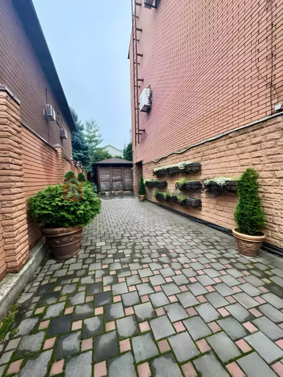 3 кім. квартира, 104/56/15 кв. м., 2/4 поверх фото 17 3 кім. квартира, 104/56/15 кв. м., 2/4 поверх фото 17