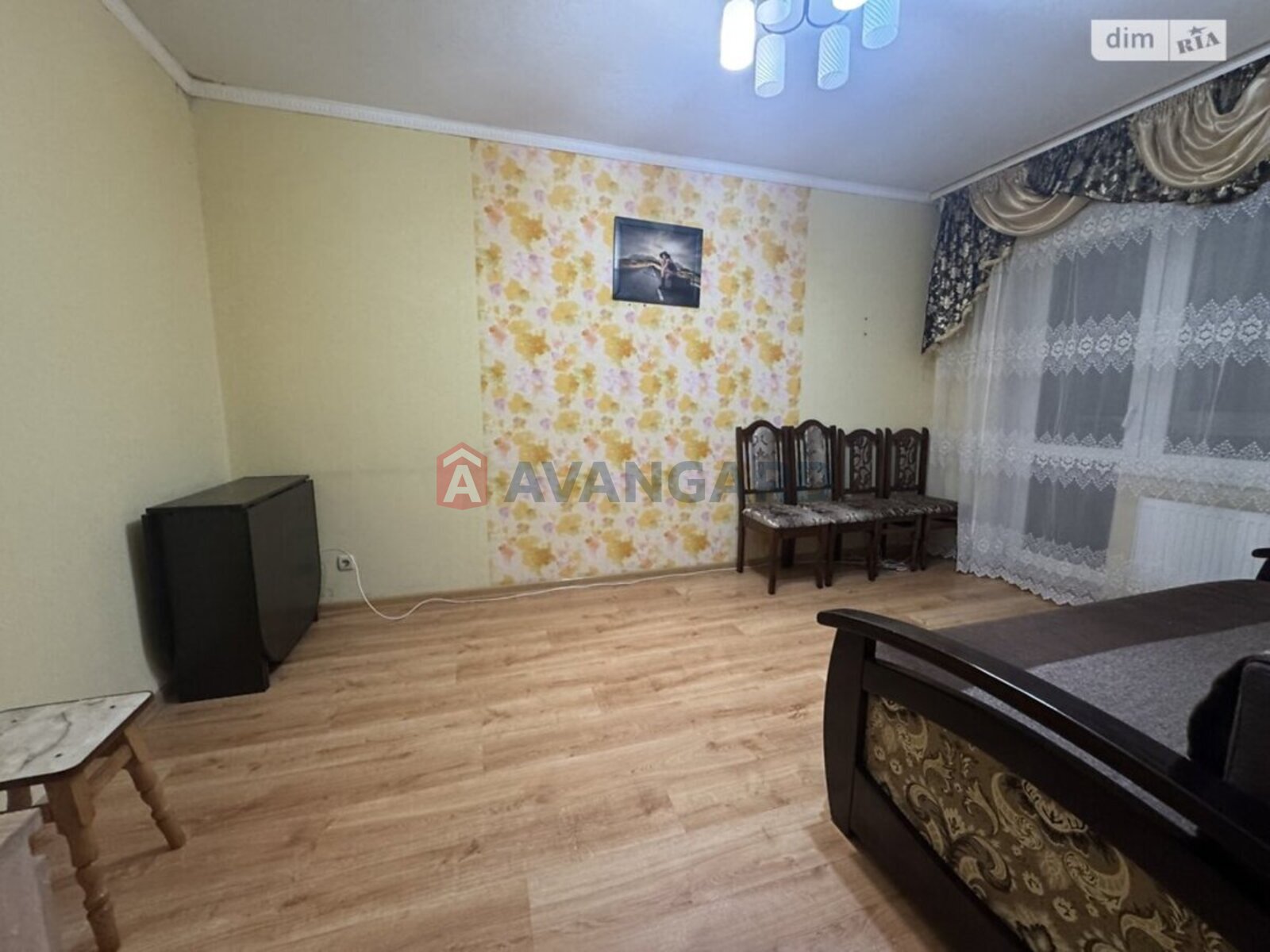 1 кім. квартира, 34/13/7 кв. м., 2/2 поверх фото 4 1 кім. квартира, 34/13/7 кв. м., 2/2 поверх фото 4