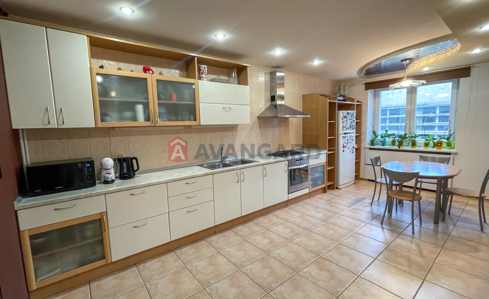 3 кім. квартира, 160/80/20 кв. м., 5/11 поверх фото 2 3 кім. квартира, 160/80/20 кв. м., 5/11 поверх фото 2