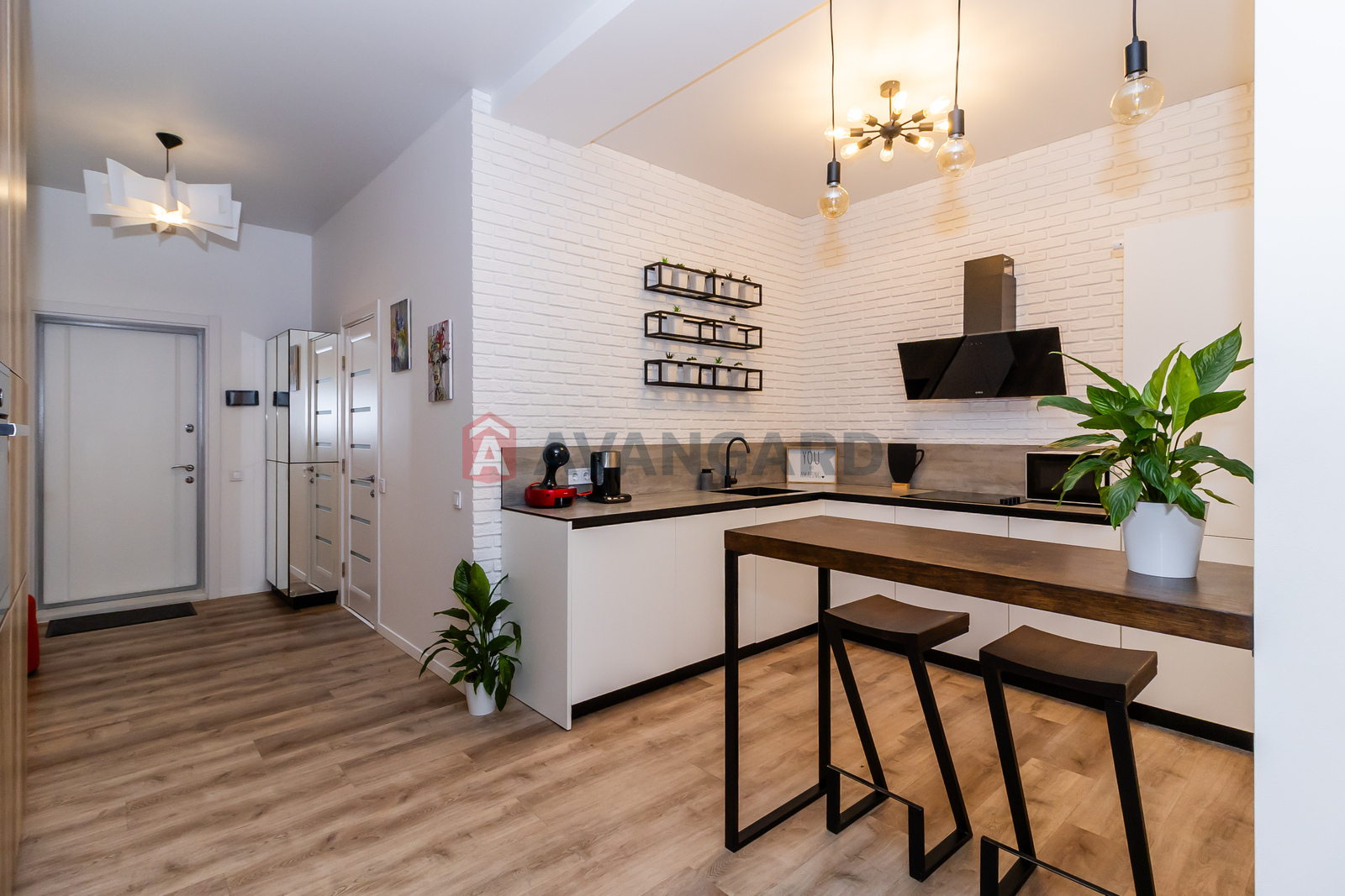 2 кім. квартира, 62.5/11.8/15 кв. м., 18/32 поверх фото 3 2 кім. квартира, 62.5/11.8/15 кв. м., 18/32 поверх фото 3