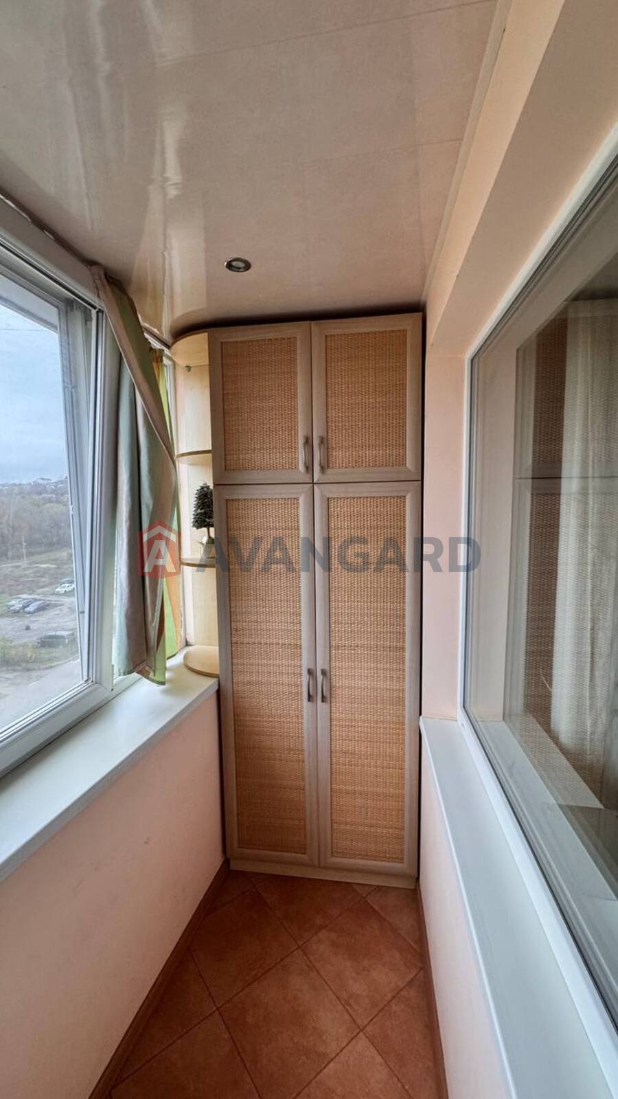 1 кім. квартира, 36/26/10 кв. м., 7/16 поверх фото 5 1 кім. квартира, 36/26/10 кв. м., 7/16 поверх фото 5