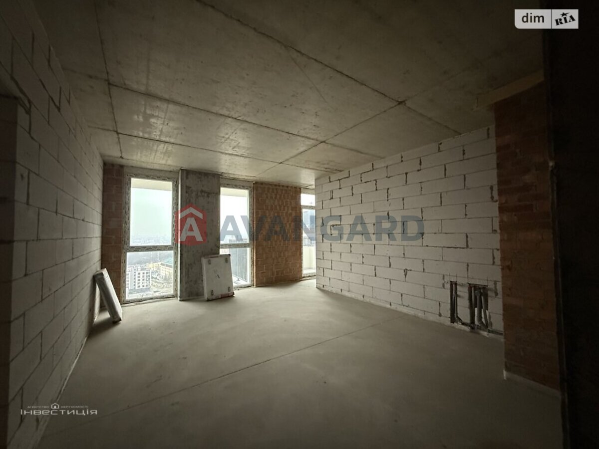 2 кім. квартира, 65/-/- кв. м., 13/20 поверх фото 1 2 кім. квартира, 65/-/- кв. м., 13/20 поверх фото 1