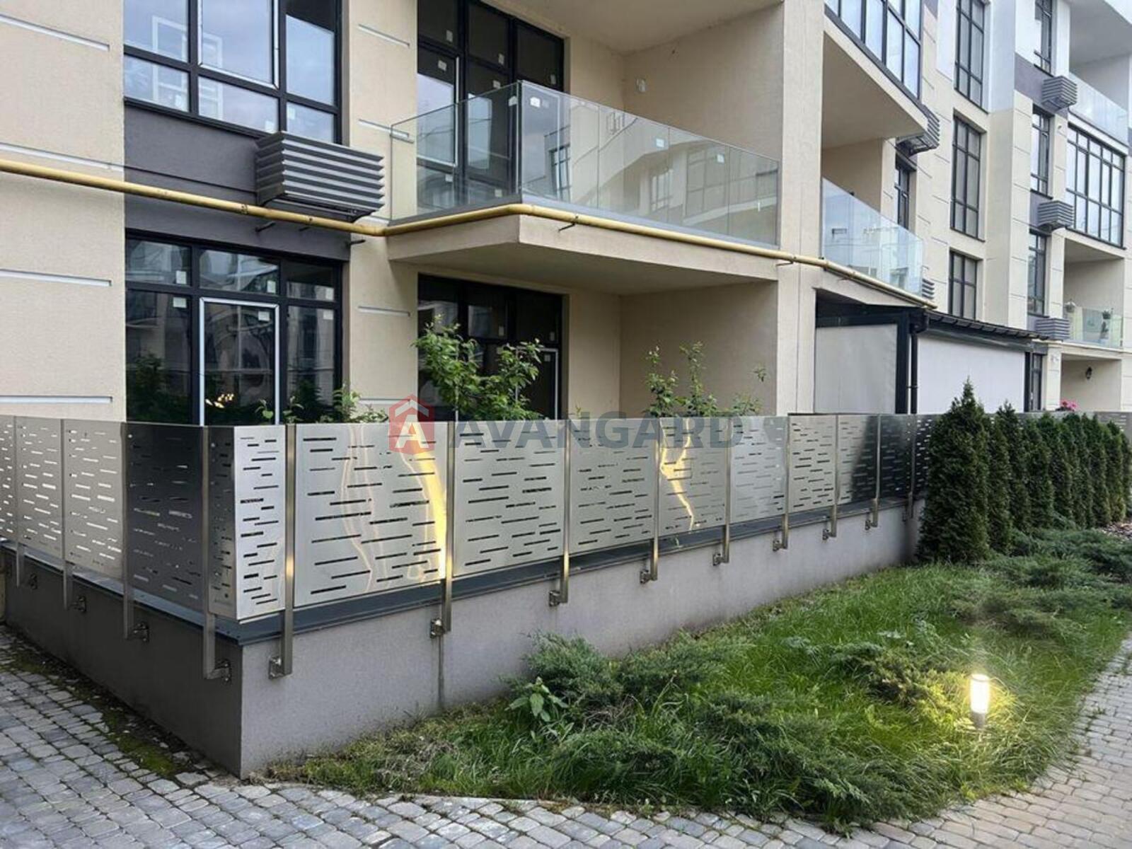 4 кім. квартира, 159/-/40 кв. м., 1/4 поверх фото 1 4 кім. квартира, 159/-/40 кв. м., 1/4 поверх фото 1