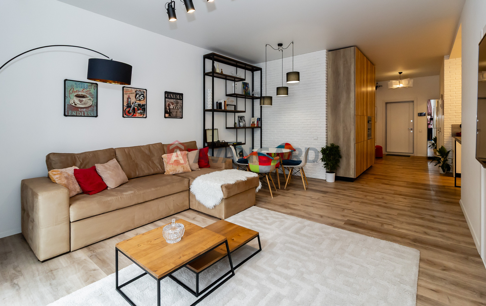 2 кім. квартира, 62.5/11.8/15 кв. м., 18/32 поверх фото 1 2 кім. квартира, 62.5/11.8/15 кв. м., 18/32 поверх фото 1