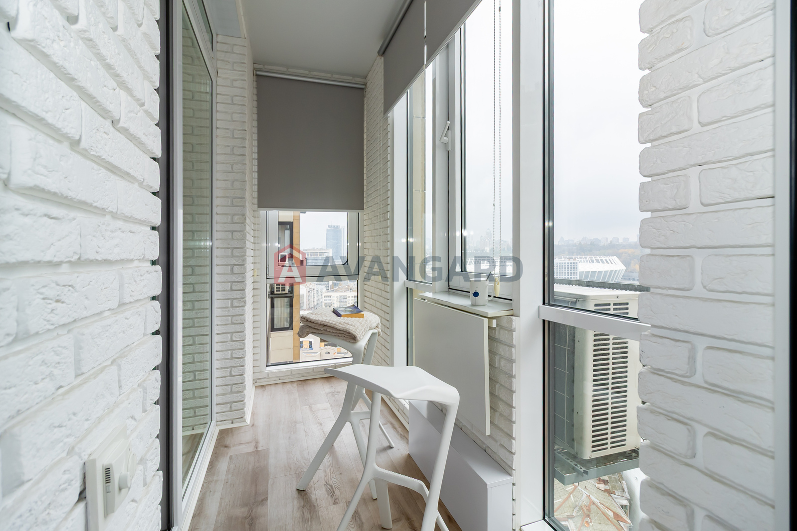 2 кім. квартира, 62.5/11.8/15 кв. м., 18/32 поверх фото 17 2 кім. квартира, 62.5/11.8/15 кв. м., 18/32 поверх фото 17