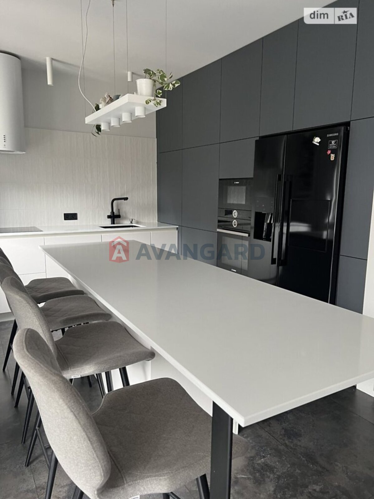 3 комн. квартира, 98/-/- кв. м., 7/10 этаж фото 4 3 комн. квартира, 98/-/- кв. м., 7/10 этаж фото 4