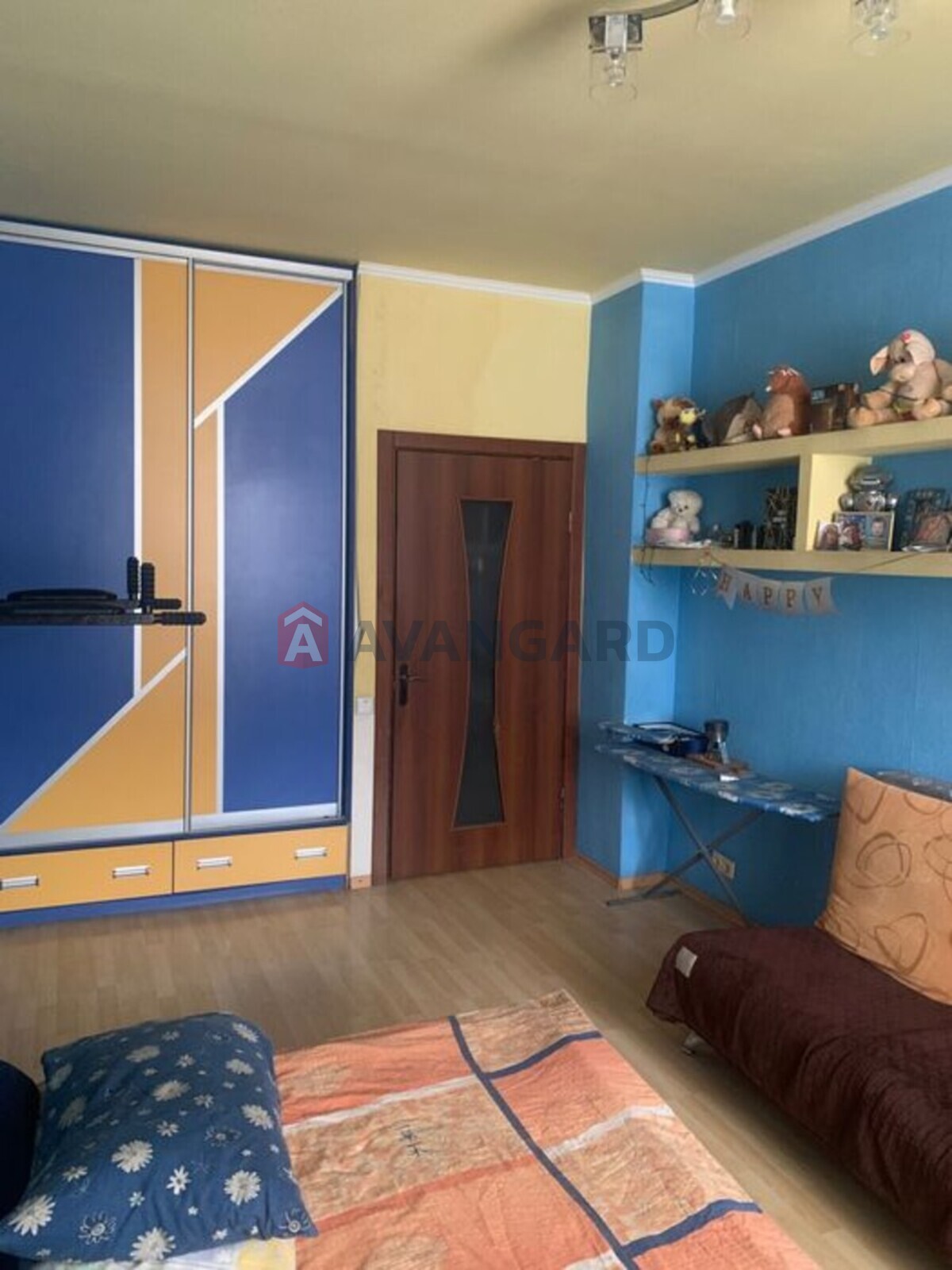 3 кім. квартира, 71/-/7 кв. м., 2/4 поверх фото 5 3 кім. квартира, 71/-/7 кв. м., 2/4 поверх фото 5