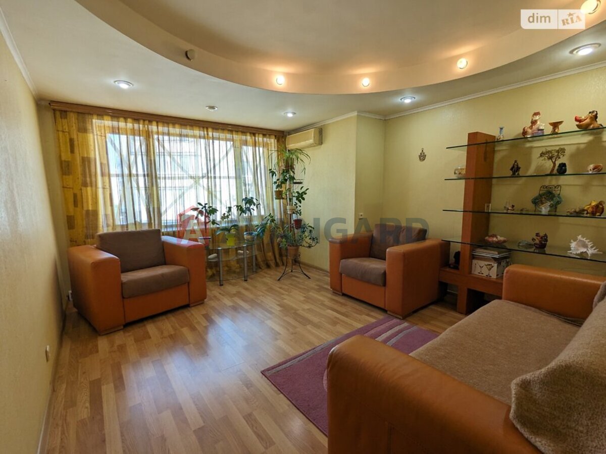 3 кім. квартира, 66/42/8 кв. м., 9/12 поверх фото 2 3 кім. квартира, 66/42/8 кв. м., 9/12 поверх фото 2