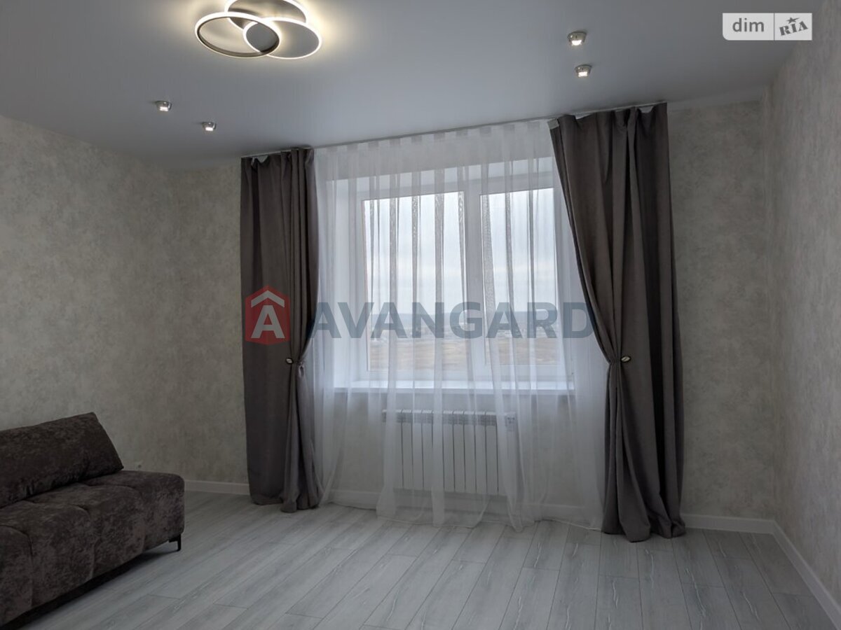 2 комн. квартира, 72/35/14 кв. м., 7/8 этаж фото 1 2 комн. квартира, 72/35/14 кв. м., 7/8 этаж фото 1